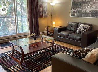 10633 81st Ave NW #302, Edmonton, AB T6E 1Y1