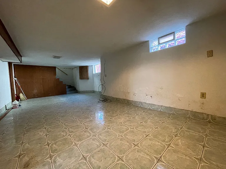 1116 Yout St — Photo 27