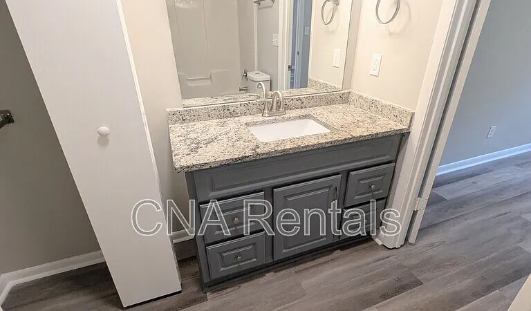 838 Wilson Cir — Photo 17