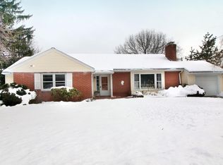 38 Franklin Rd, Winchester, MA 01890