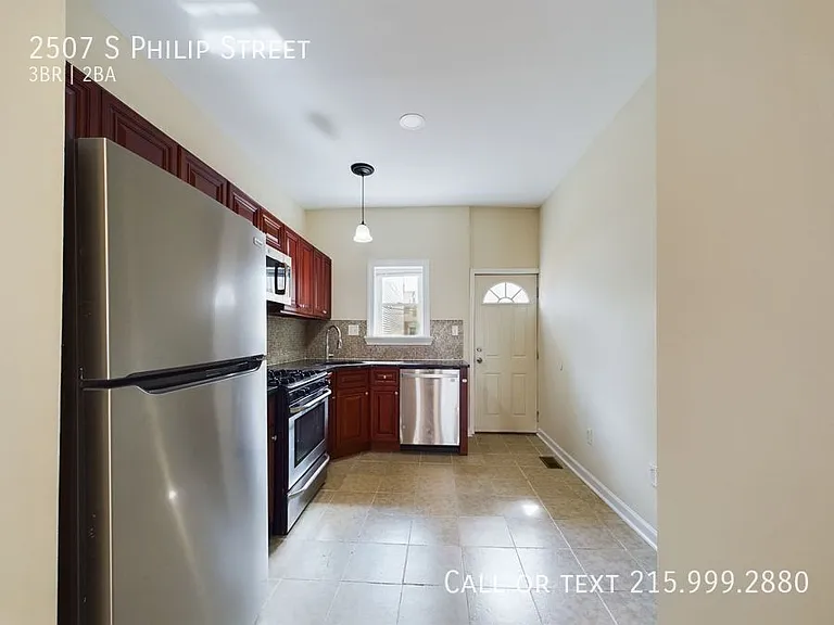 2507 S Philip St — Photo 6
