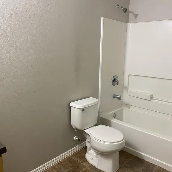 1032 Chalcedony St — Photo 14