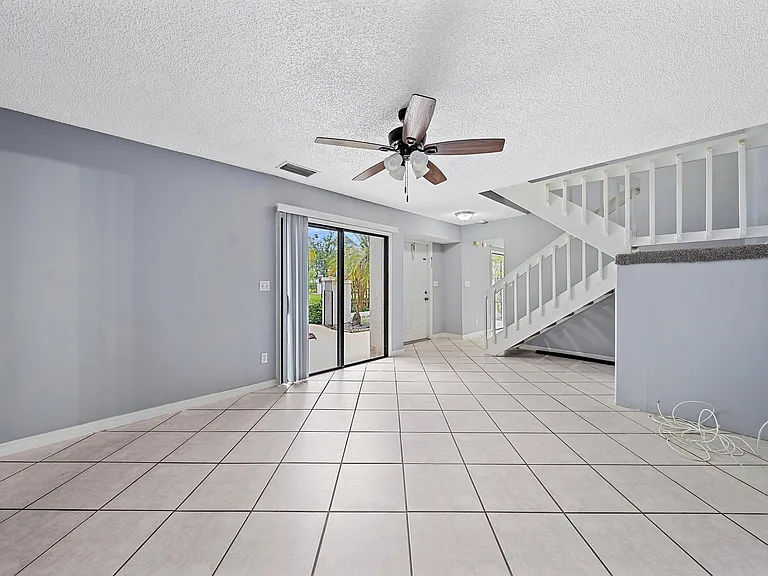 352 Prestwick Cir #1 — Photo 3