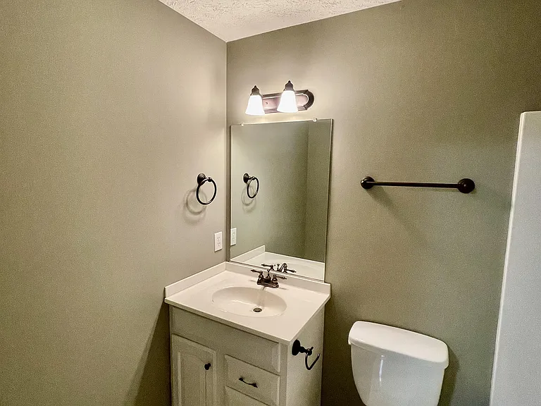 142 Old Tavern Cir #1 — Photo 23