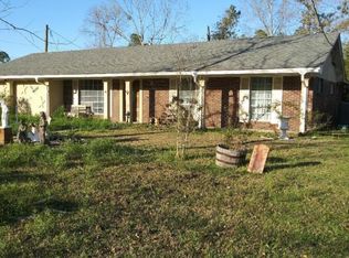 1120 Waveland Ave, Waveland, MS 39576