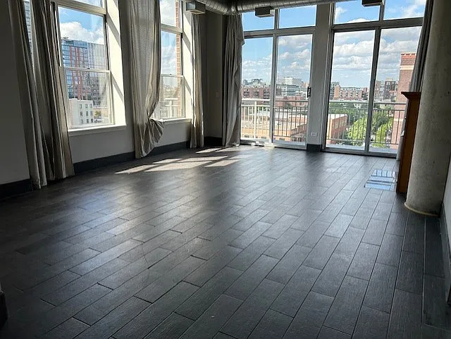 111 S Morgan St #814 — Photo 1