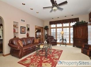 W195S8554 Plum Creek Blvd, Muskego, WI 53150