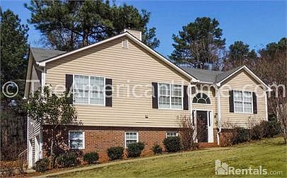 1st image of 70 Christian Woods Dr