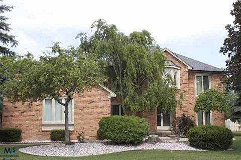 3rd image of 48409 Lake Valley Dr