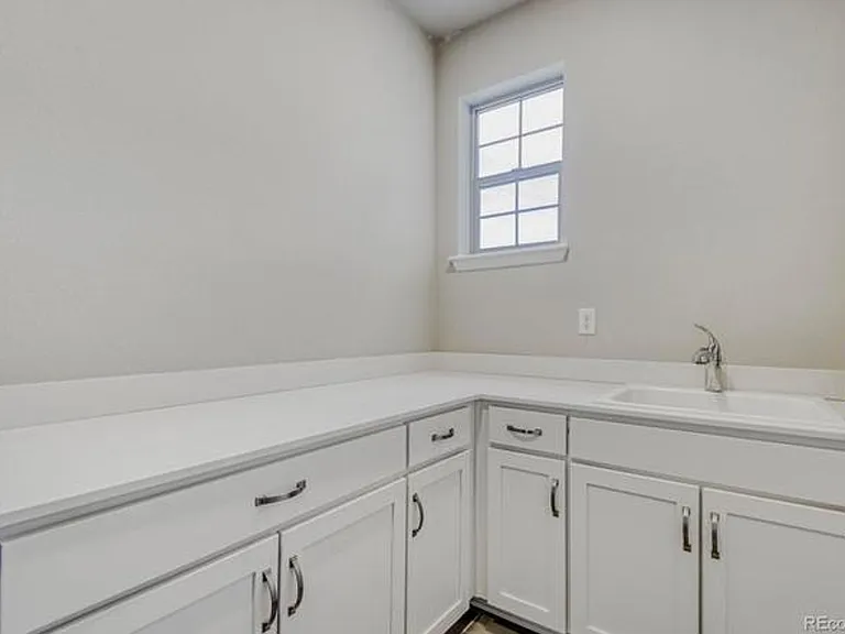 8214 Superior Cir — Photo 41