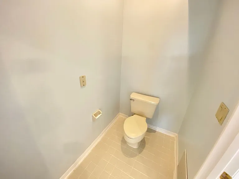 3708 Molona Dr — Photo 14