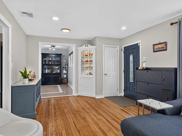 8 Coyles Ct — Photo 6