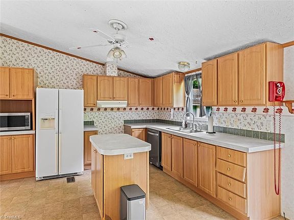 5th image of 162 La Casa Trl