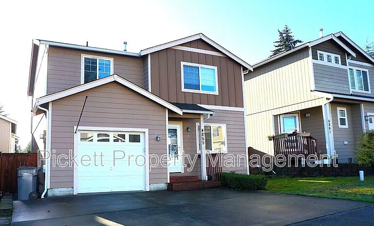 4855 Bowwood Cir NE — Photo 3
