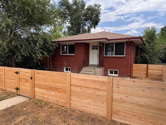 2nd image of 1428 N Verbena St