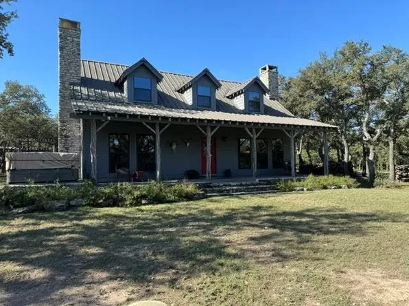 215 70l Rd NW, Junction, TX 76849