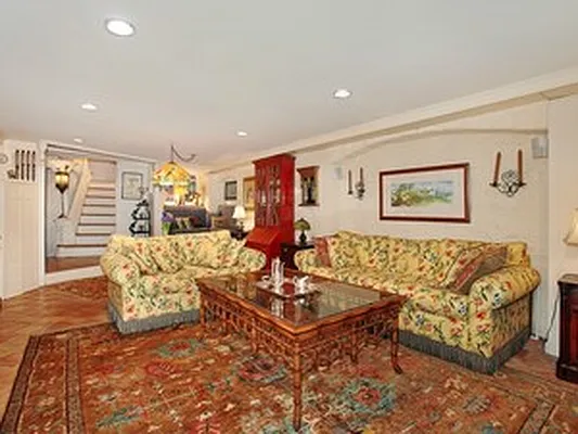 Sold by Corcoran | media 8