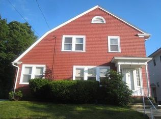 150 Narragansett St, Cranston, RI 02905