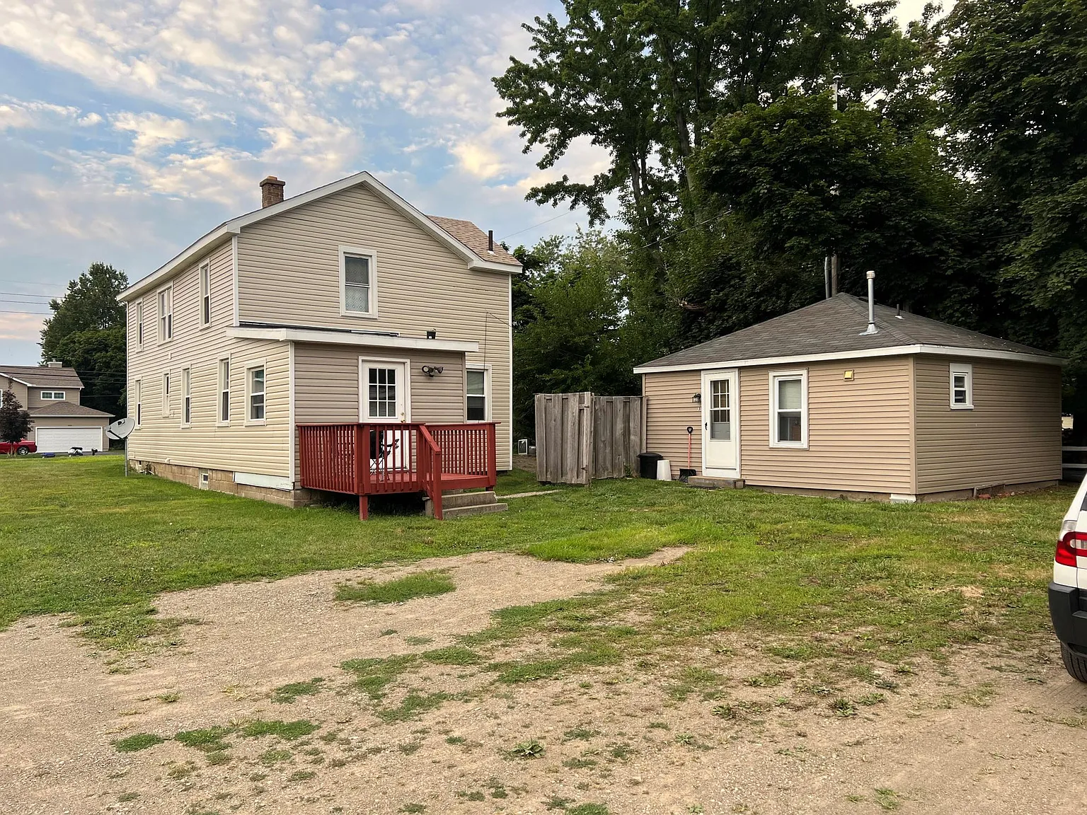 3941 W Lake Road — Photo 2