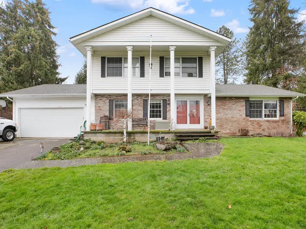 21300 SW McInnis Ln, Beaverton, OR 97078
