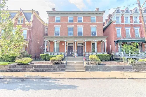 1209 W North Ave Photo 1