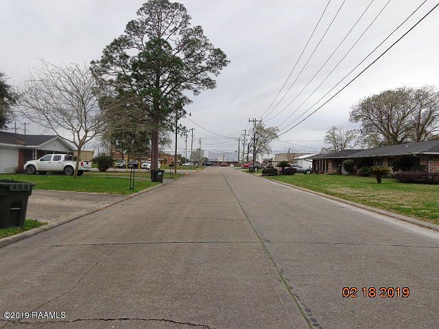 2nd image of Dahlia St