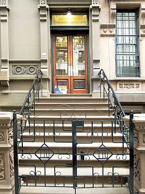 Rented by Keller Williams NYC | media 31