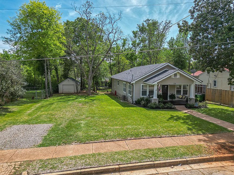 714 E Neches St, Palestine, TX 75801 Zillow