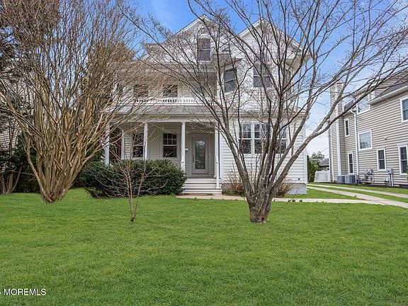 3rd image of 1310 Atlantic Avenue