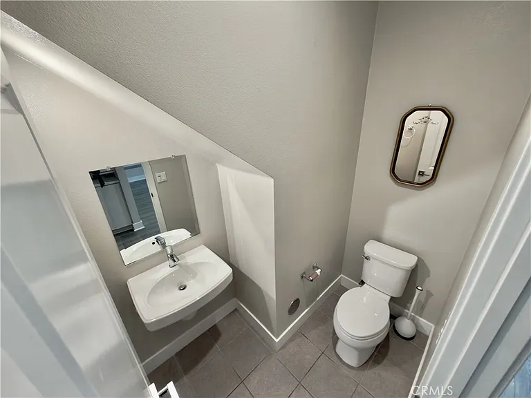 977 E Mason Ln #116 — Photo 10
