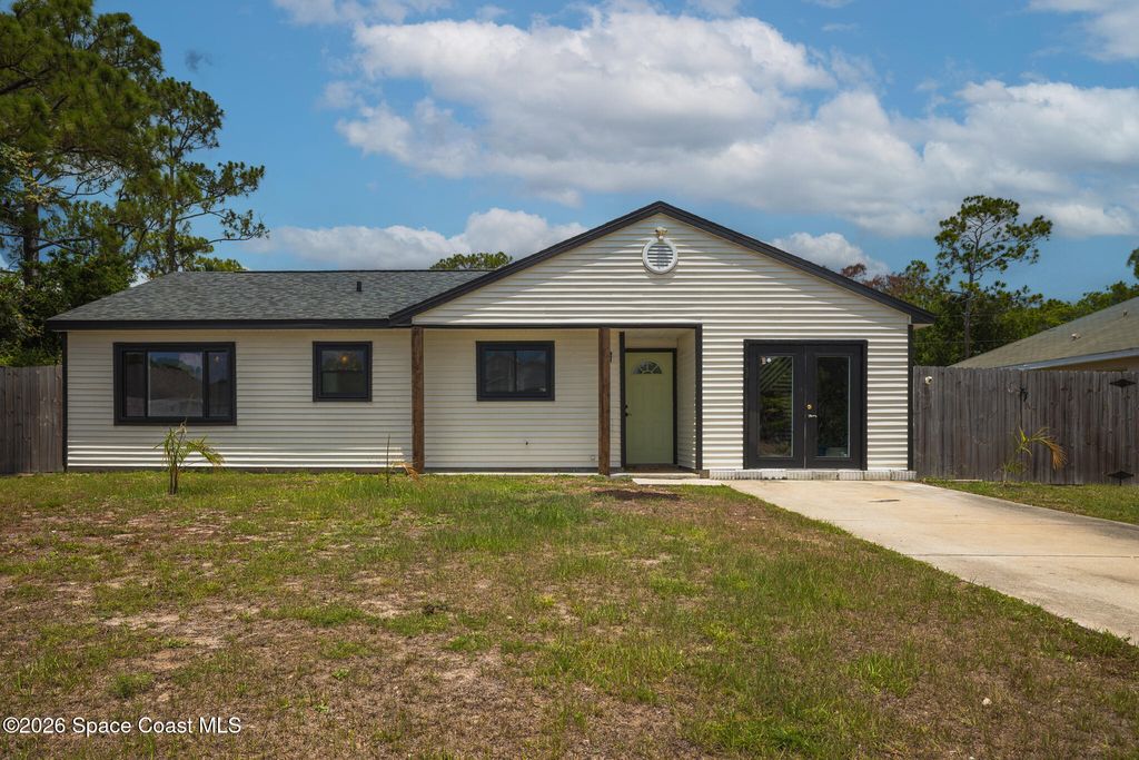818 Brittan Ave SE, Palm Bay, FL - View 2