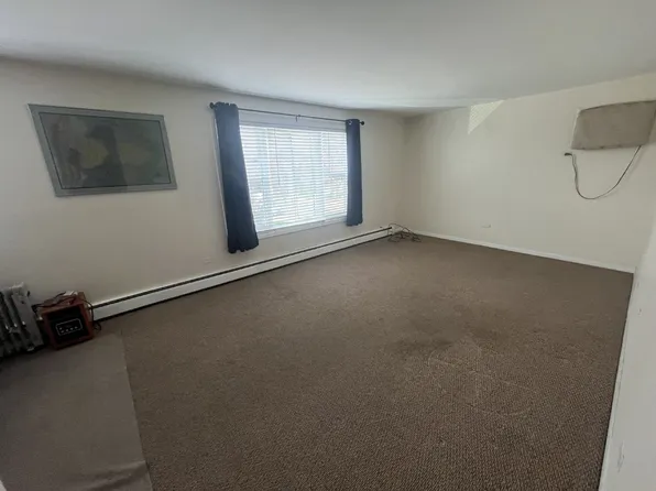 (undisclosed Address), Chicago, IL 60646