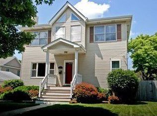 412 E Maple St, Lombard, IL 60148