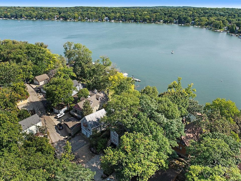 359 Indian Point Rd, Twin Lakes, WI 53181 MLS 1811038 Zillow