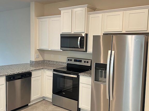 5th image of 123 Pomona Way
