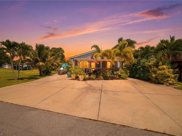 253 Worley ST, CHOKOLOSKEE, FL 34138