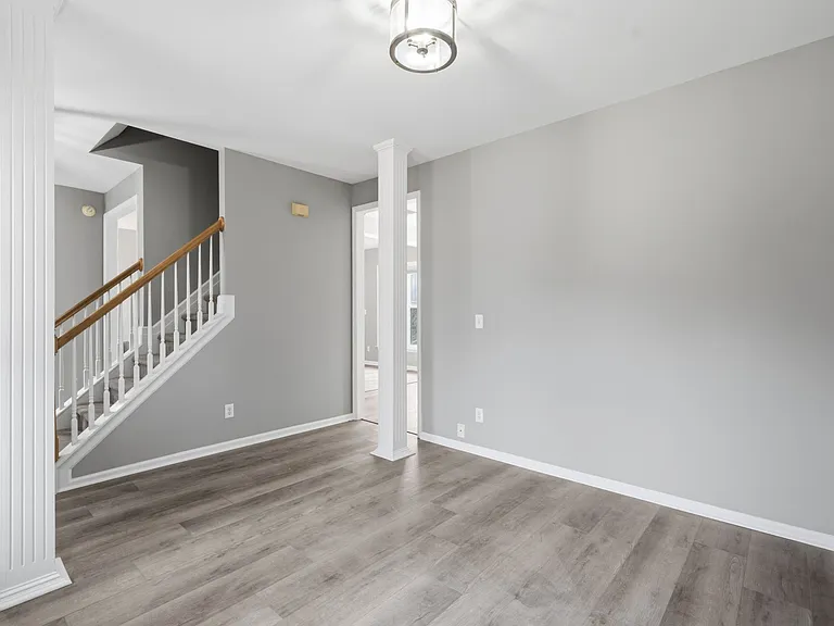 156 Haywood Ln — Photo 5