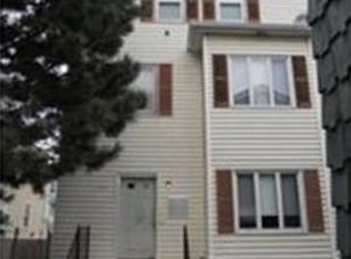 192 Snell St #2, Fall River, MA 02721