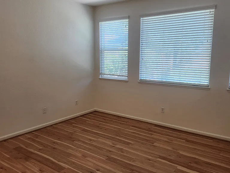 9520 Happy Canyon Dr — Photo 13