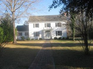 103 S Front St, Hertford, NC 27944