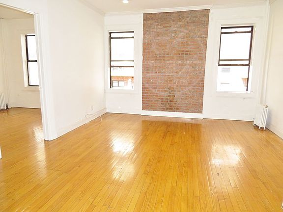 2nd image of 285 W 147th St #Ufl3