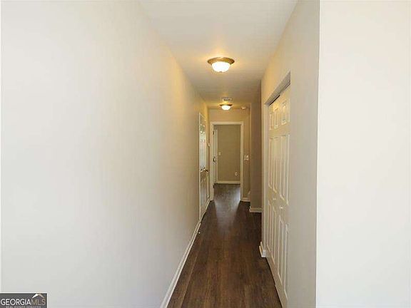 3rd image of 6399 Redan Sq