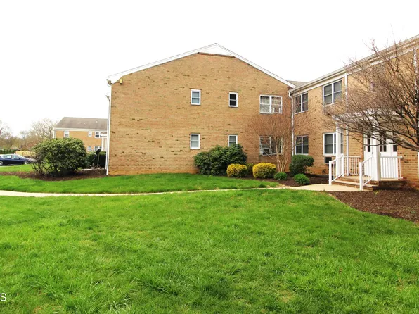 1 Windsor Terrace #G, Freehold, NJ 07728