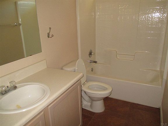 3rd image of 5581 Centerbrook Pl