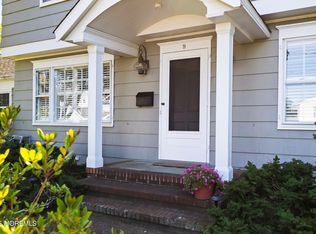 9 Dogwood Ln, Fair Haven, NJ 07704