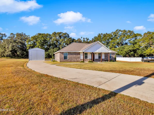 120 Trevor Ln, Lucedale, MS 39452
