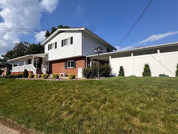 3rd image of 148 Larkspur Dr