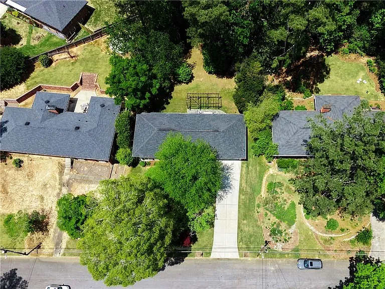 3076 McCully Dr — Photo 27
