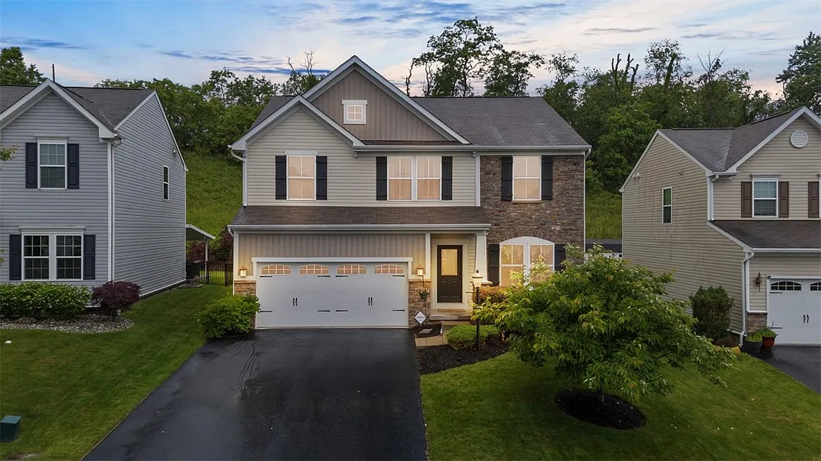 224 Long Ridge Dr photo 1