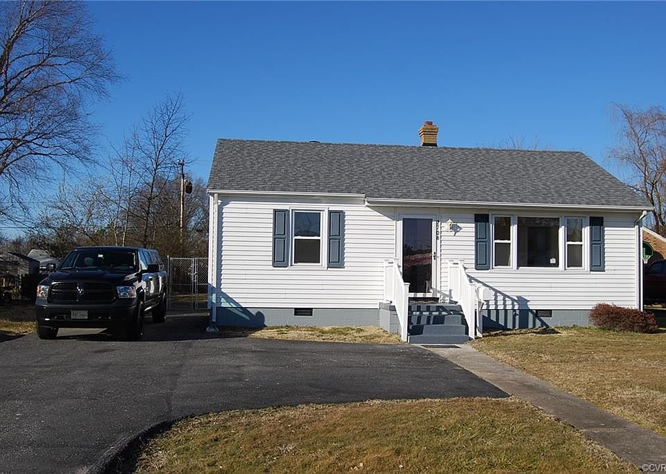 1st image of 2708 Carlisle Ave